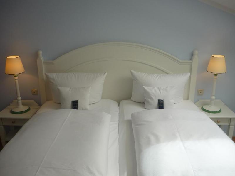 Strandhotel Heringsdorf Экстерьер фото